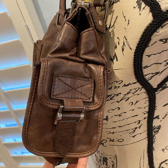 Brown Leather Shoulder Bag with Pockets - Picture 4 of 10